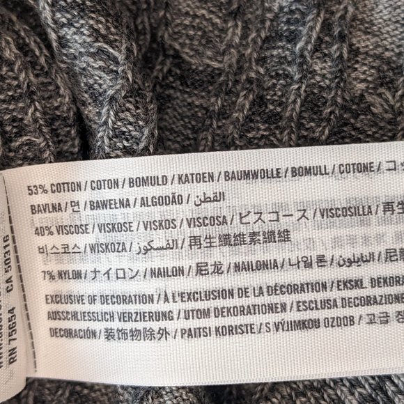 Abercrombie & Fitch Cable Knit Sweater Dress in Heathered Gray, Like New / NWOT - Picture 6 of 11